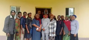 SOMEX students and their lecturers: Daddy BayoFamonure,Elder Onigbinde and his wife